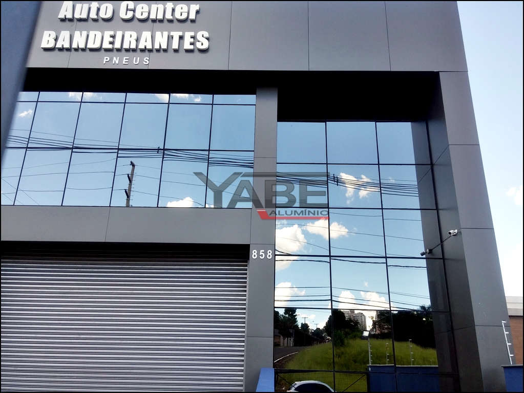Fachada em Acm